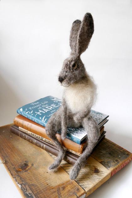 Hybrid Gallery Gemma Bee Small Poseable Grey Hare
